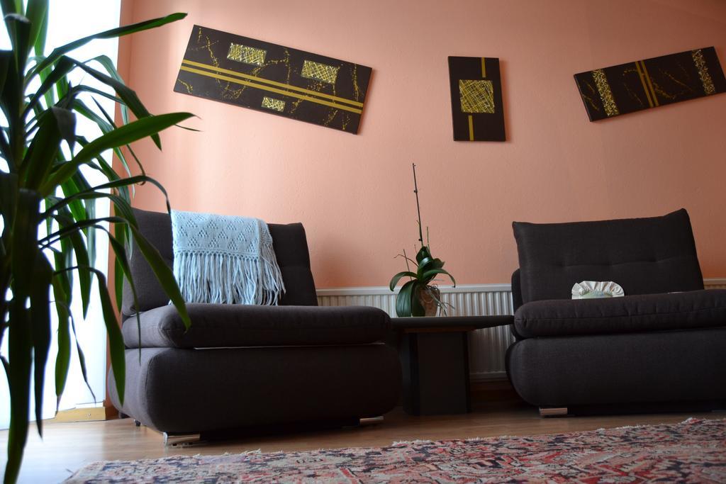 Garni Fluela Susch Hotel Room photo