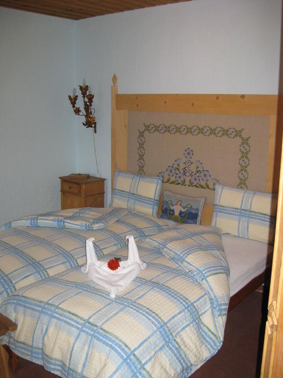 Garni Fluela Susch Hotel Exterior photo